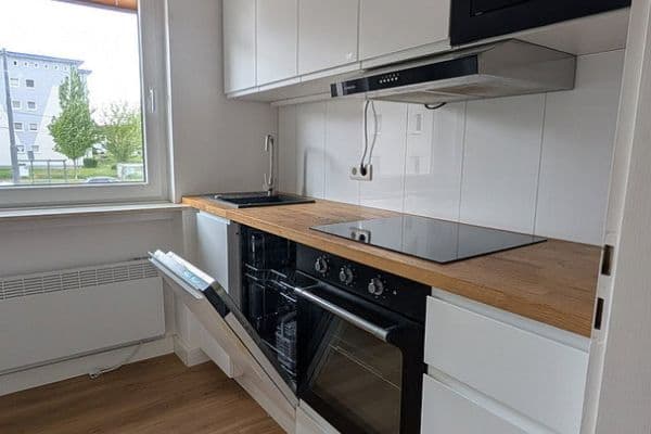 Prenájom bytu 2-izbový 53 m², Bochumer Straße 192 - 44866 Bochum, Bochum - Wattenscheid Prenájom bytu 2-izbový 53 m², Bochumer Straße 192 - 44866 Bochum, Bochum - Wattenscheid