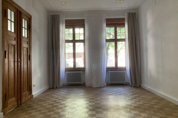 Predaj bytu 3-izbový 94 m², Berlin, Berlín Predaj bytu 3-izbový 94 m², Berlin, Berlín