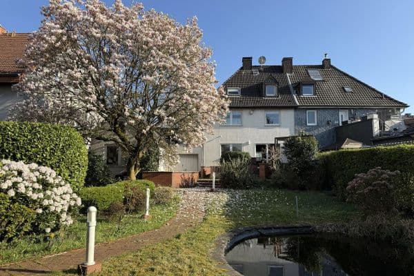 Predaj domu 143 m², pozemek 657 m², Aktienstr. 293, Mülheim an der Ruhr Predaj domu 143 m², pozemek 657 m², Aktienstr. 293, Mülheim an der Ruhr