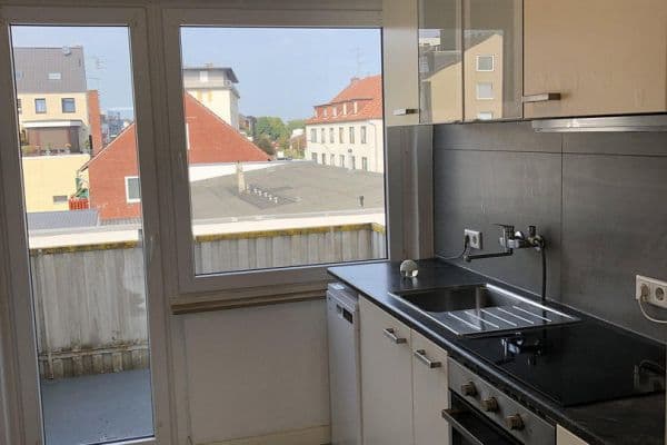 Prenájom bytu 3-izbový 76 m², Kanalstraße 5, Bremerhaven, Brémy Prenájom bytu 3-izbový 76 m², Kanalstraße 5, Bremerhaven, Brémy