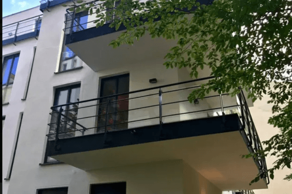 Prenájom bytu 2-izbový 82 m², Berlin, Berlín Prenájom bytu 2-izbový 82 m², Berlin, Berlín