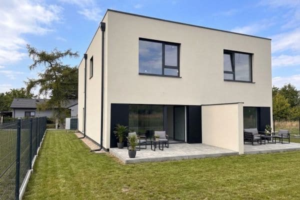 Predaj domu 140 m², pozemok 440 m², Na Vlečce, Úhonice Predaj domu 140 m², pozemok 440 m², Na Vlečce, Úhonice