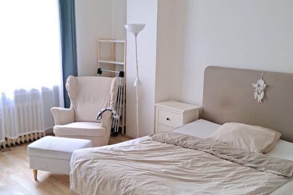 Prenájom bytu 1-izbový 32 m², Vinohradská, Praha Prenájom bytu 1-izbový 32 m², Vinohradská, Praha