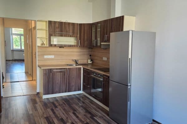 Prenájom bytu 2-izbový 42 m², Janovského, Praha Prenájom bytu 2-izbový 42 m², Janovského, Praha