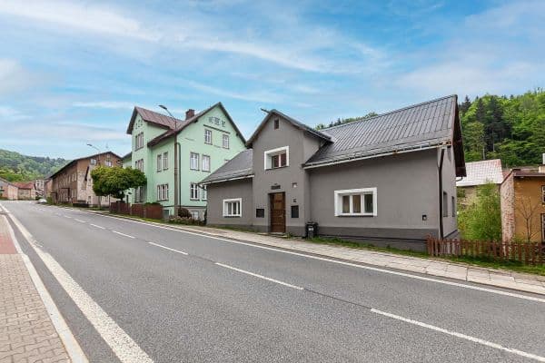 Predaj domu 300 m², pozemek 682 m², Krkonošská, Desná Predaj domu 300 m², pozemek 682 m², Krkonošská, Desná
