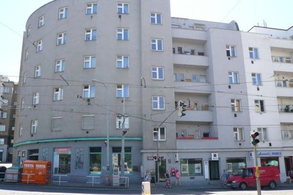 Prenájom bytu 1-izbový 45 m², Táboritská, Praha Prenájom bytu 1-izbový 45 m², Táboritská, Praha