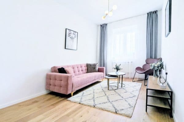 Predaj bytu 3-izbový 59 m², Petrohradská, Praha Predaj bytu 3-izbový 59 m², Petrohradská, Praha