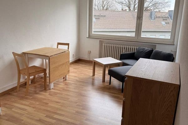Prenájom bytu 2-izbový 43 m², Markt 4, Bonn Prenájom bytu 2-izbový 43 m², Markt 4, Bonn