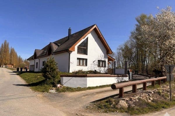 Prenájom rekreačného objektu, Chrbonín Prenájom rekreačného objektu, Chrbonín
