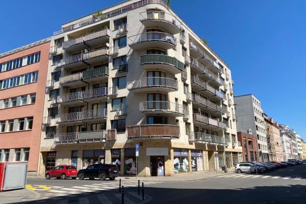 Predaj bytu 1-izbový 38 m², Drahobejlova, Praha Predaj bytu 1-izbový 38 m², Drahobejlova, Praha