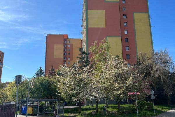 Predaj bytu 1-izbový 34 m², Bezejmenná, Bílina, Ústecký kraj Predaj bytu 1-izbový 34 m², Bezejmenná, Bílina, Ústecký kraj