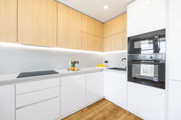 Predaj bytu 3-izbový 73 m², Podjavorinské, Praha Predaj bytu 3-izbový 73 m², Podjavorinské, Praha
