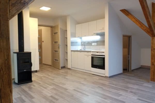 Predaj bytu 2-izbový 77 m², Sklenářka, Hořovice Predaj bytu 2-izbový 77 m², Sklenářka, Hořovice