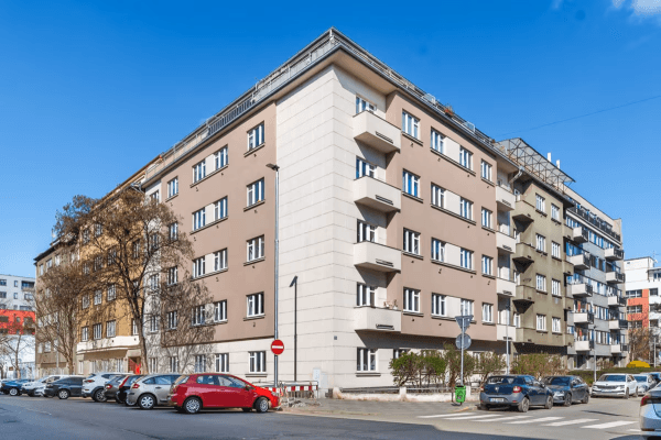 Predaj bytu 1-izbový 35 m², Kloboučnická, Praha Predaj bytu 1-izbový 35 m², Kloboučnická, Praha