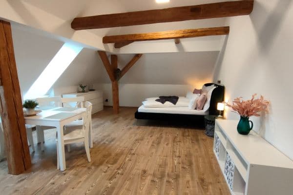 Predaj bytu 1-izbový 38 m², Staré Buky, Královéhradecký kraj Predaj bytu 1-izbový 38 m², Staré Buky, Královéhradecký kraj