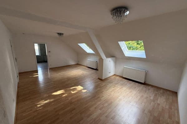 Prenájom bytu 2-izbový 68 m², Krefeld Prenájom bytu 2-izbový 68 m², Krefeld