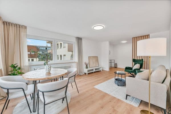 Predaj bytu 3-izbový 75 m², Leonberg, Bádensko-Wurttembersko Predaj bytu 3-izbový 75 m², Leonberg, Bádensko-Wurttembersko