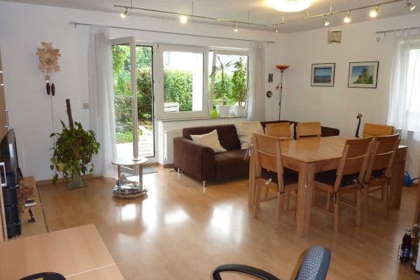 Prenájom bytu 2-izbový 65 m², Asperg Prenájom bytu 2-izbový 65 m², Asperg
