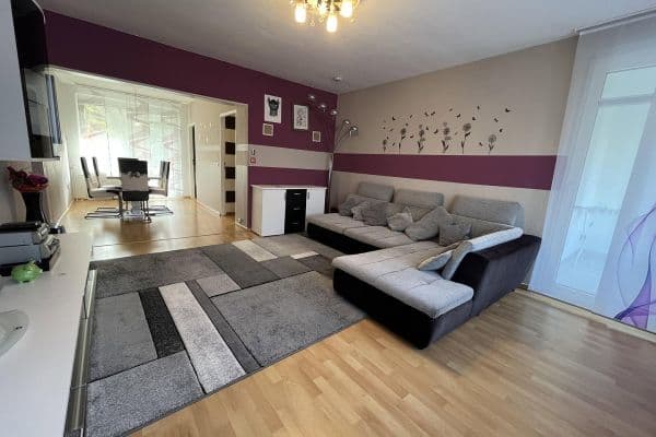 Prenájom bytu 4-izbový 88 m², Große Pranke, Hannover Prenájom bytu 4-izbový 88 m², Große Pranke, Hannover