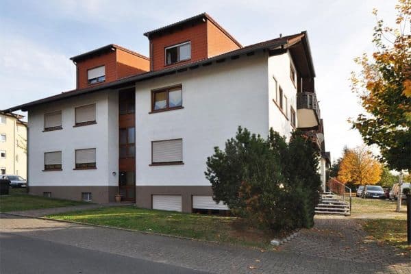 Prenájom bytu 5-izbový 175 m², Pohlheim, Hesensko Prenájom bytu 5-izbový 175 m², Pohlheim, Hesensko