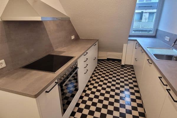 Prenájom bytu 3-izbový 61 m², Ludwig-Wolker Str 3, Düsseldorf, Severné Porýnie - Westfálsko Prenájom bytu 3-izbový 61 m², Ludwig-Wolker Str 3, Düsseldorf, Severné Porýnie - Westfálsko