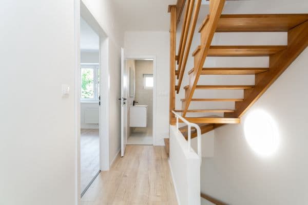 Predaj domu 150 m², pozemek 143 m², Slunečnicová, Praha Predaj domu 150 m², pozemek 143 m², Slunečnicová, Praha