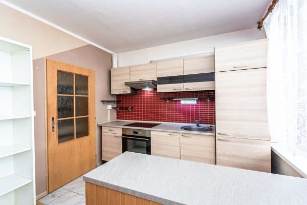 Predaj bytu 2-izbový 40 m², Poznaňská, Praha Predaj bytu 2-izbový 40 m², Poznaňská, Praha