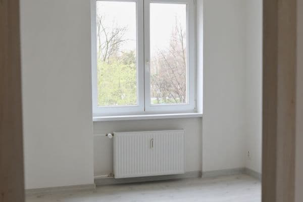 Prenájom bytu 2-izbový 55 m², Mendelova, Karviná Prenájom bytu 2-izbový 55 m², Mendelova, Karviná