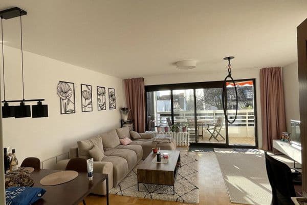 Prenájom bytu 2-izbový 60 m², Düsseldorf, Severné Porýnie - Westfálsko Prenájom bytu 2-izbový 60 m², Düsseldorf, Severné Porýnie - Westfálsko