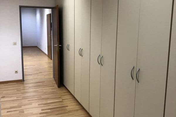 Prenájom kancelárie 55 m², Göppingen Prenájom kancelárie 55 m², Göppingen