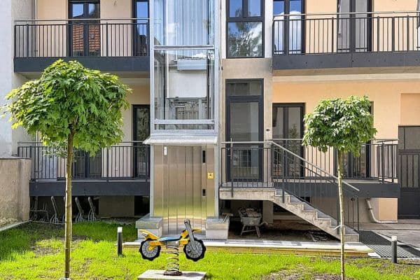 Prenájom bytu 2-izbový 53 m², Berlin, Berlín Prenájom bytu 2-izbový 53 m², Berlin, Berlín