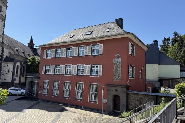 Prenájom bytu 4-izbový 123 m², Weißenthurm Prenájom bytu 4-izbový 123 m², Weißenthurm