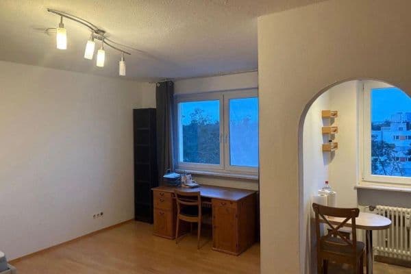 Prenájom bytu 1-izbový 33 m², Erlangen Prenájom bytu 1-izbový 33 m², Erlangen