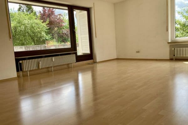 Prenájom bytu 4-izbový 117 m², Albstadt, Bádensko-Wurttembersko Prenájom bytu 4-izbový 117 m², Albstadt, Bádensko-Wurttembersko