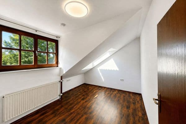 Prenájom bytu 10 m², Gänsäckerstraße 53, Heilbronn, Bádensko-Wurttembersko Prenájom bytu 10 m², Gänsäckerstraße 53, Heilbronn, Bádensko-Wurttembersko
