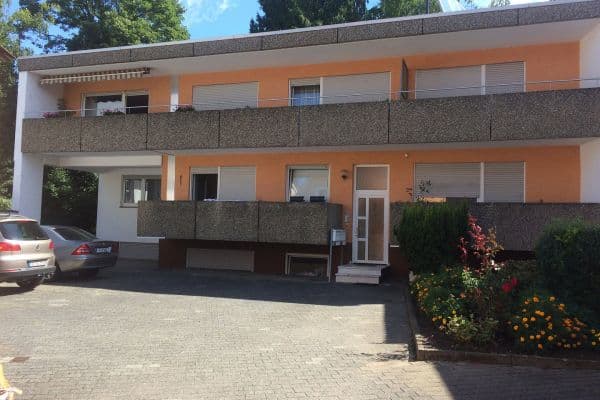 Prenájom bytu 3-izbový 80 m², Frankfurt a.M. Prenájom bytu 3-izbový 80 m², Frankfurt a.M.