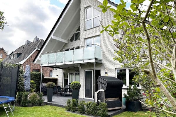 Predaj domu 210 m², pozemek 425 m², Pinneberg Predaj domu 210 m², pozemek 425 m², Pinneberg