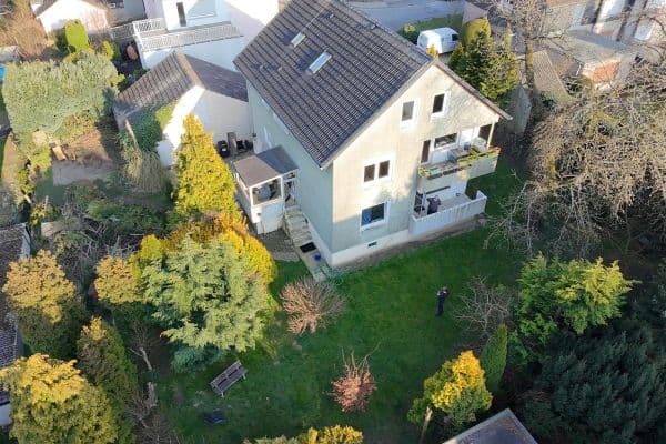 Prenájom bytu 5-izbový 140 m², Bochum Prenájom bytu 5-izbový 140 m², Bochum