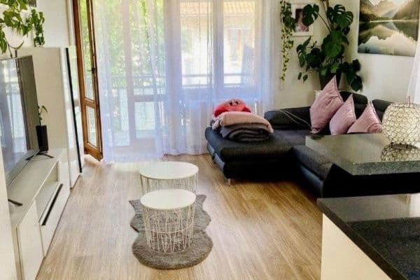 Predaj bytu 2-izbový 45 m², Friedhofstraße 1, Kernen (Rommelshausen) Predaj bytu 2-izbový 45 m², Friedhofstraße 1, Kernen (Rommelshausen)