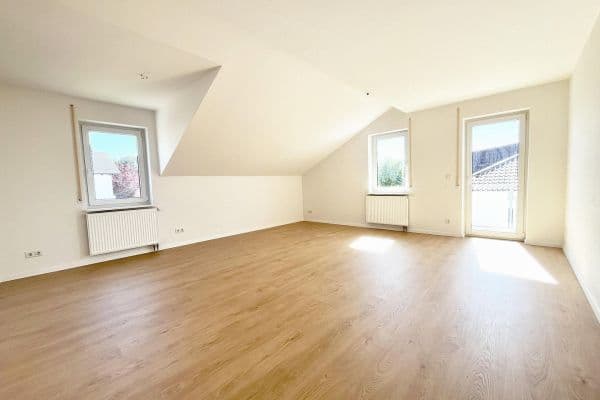 Prenájom bytu 3-izbový 103 m², Pforzheim Prenájom bytu 3-izbový 103 m², Pforzheim