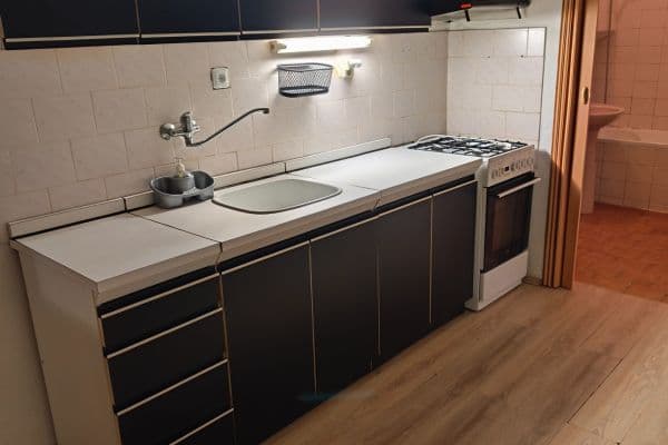 Prenájom bytu 1-izbový 35 m², Šafaříkova, Prostějov Prenájom bytu 1-izbový 35 m², Šafaříkova, Prostějov