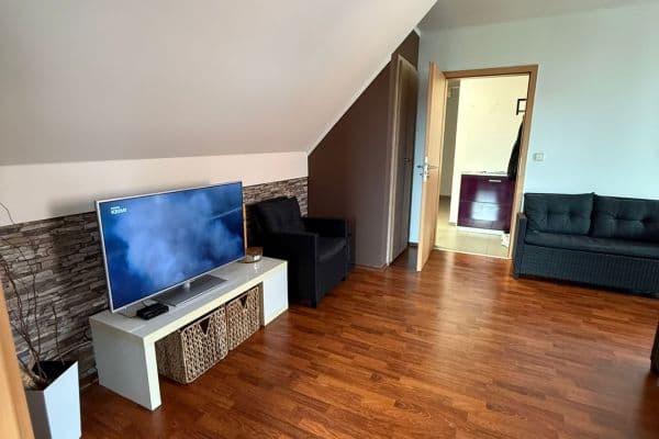 Prenájom bytu 2-izbový 65 m², Luční, Nupaky Prenájom bytu 2-izbový 65 m², Luční, Nupaky