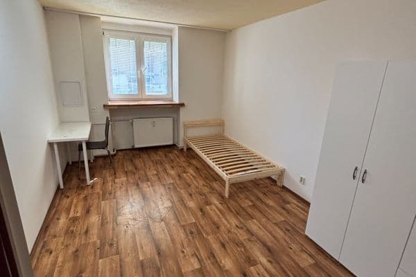 Prenájom bytu 3-izbový 60 m², Londýnská, Ústí nad Labem Prenájom bytu 3-izbový 60 m², Londýnská, Ústí nad Labem