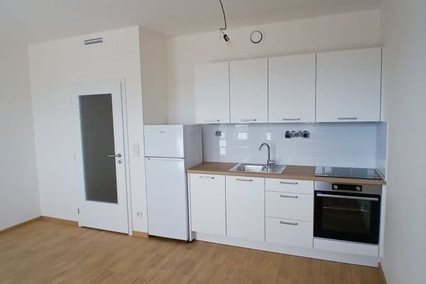 Prenájom bytu 1-izbový 30 m², Arnošta Staňka, Praha Prenájom bytu 1-izbový 30 m², Arnošta Staňka, Praha