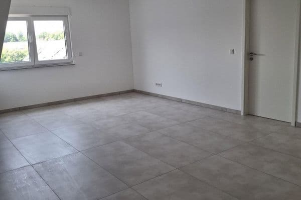 Prenájom bytu 3-izbový 64 m², Berliner Str. 911, Köln Prenájom bytu 3-izbový 64 m², Berliner Str. 911, Köln