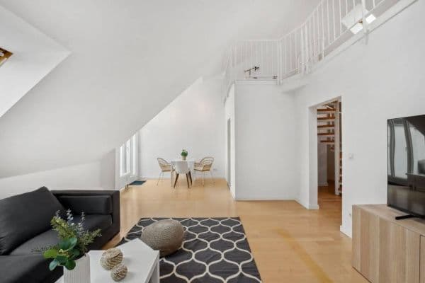 Prenájom bytu 2-izbový 75 m², Axel-von-Ambesser-str. 9, München, Bavorsko Prenájom bytu 2-izbový 75 m², Axel-von-Ambesser-str. 9, München, Bavorsko