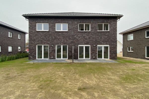 Prenájom domu 125 m², pozemek 310 m², Hainbuchenweg 3a, Lauenburg Prenájom domu 125 m², pozemek 310 m², Hainbuchenweg 3a, Lauenburg