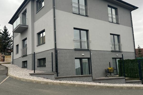 Predaj bytu 2-izbový 63 m², Zahradní, Stochov Predaj bytu 2-izbový 63 m², Zahradní, Stochov