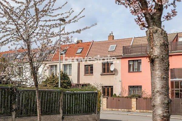 Prenájom domu 115 m², pozemek 165 m², Fialková, Praha Prenájom domu 115 m², pozemek 165 m², Fialková, Praha