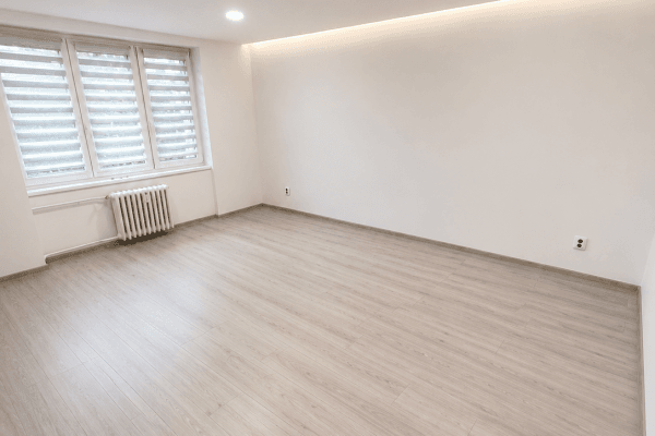 Predaj bytu 2-izbový 60 m², Ukrajinská, Ostrava Predaj bytu 2-izbový 60 m², Ukrajinská, Ostrava